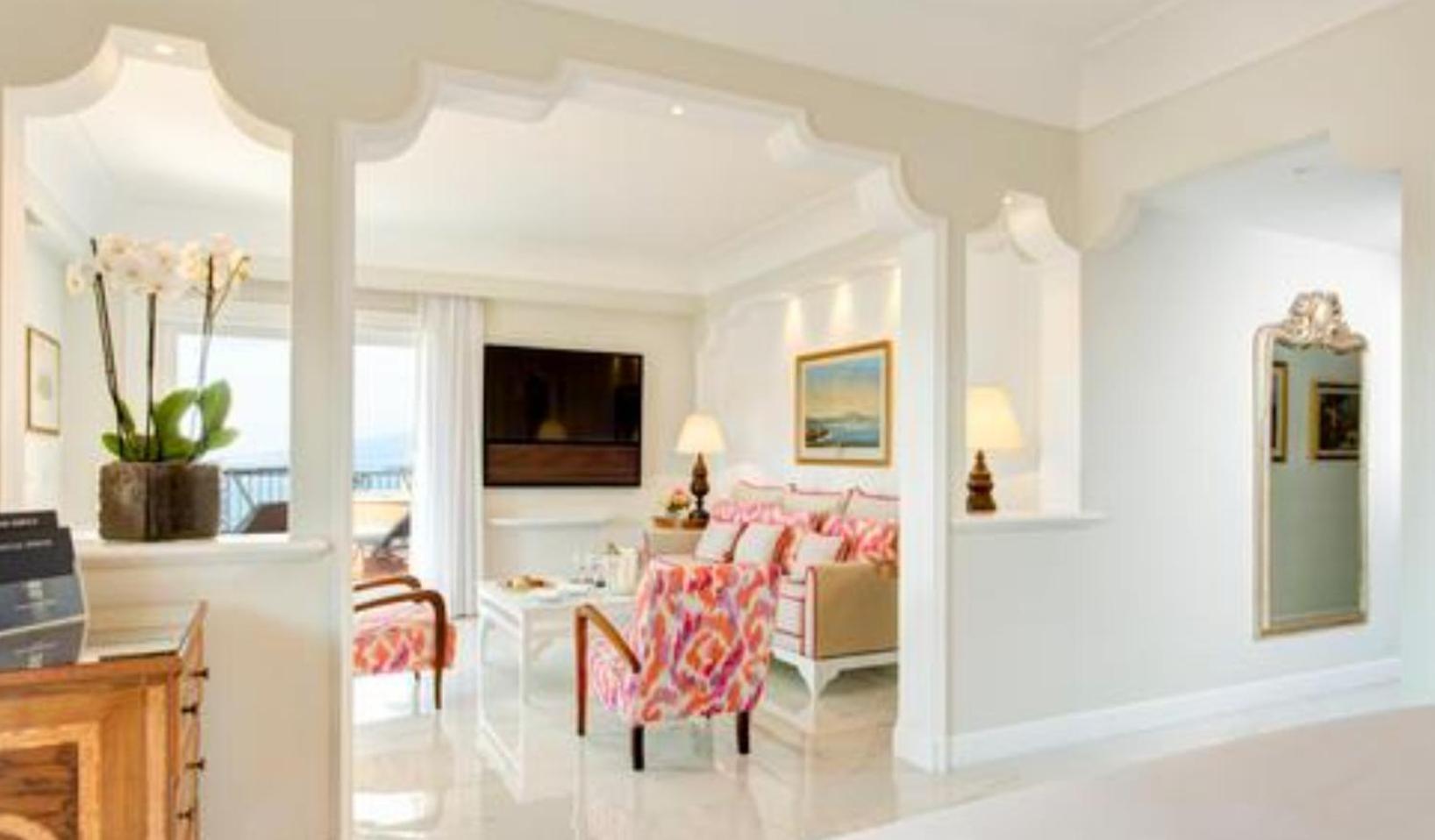 Empress Madani Palace Hotel 素里 外观 照片