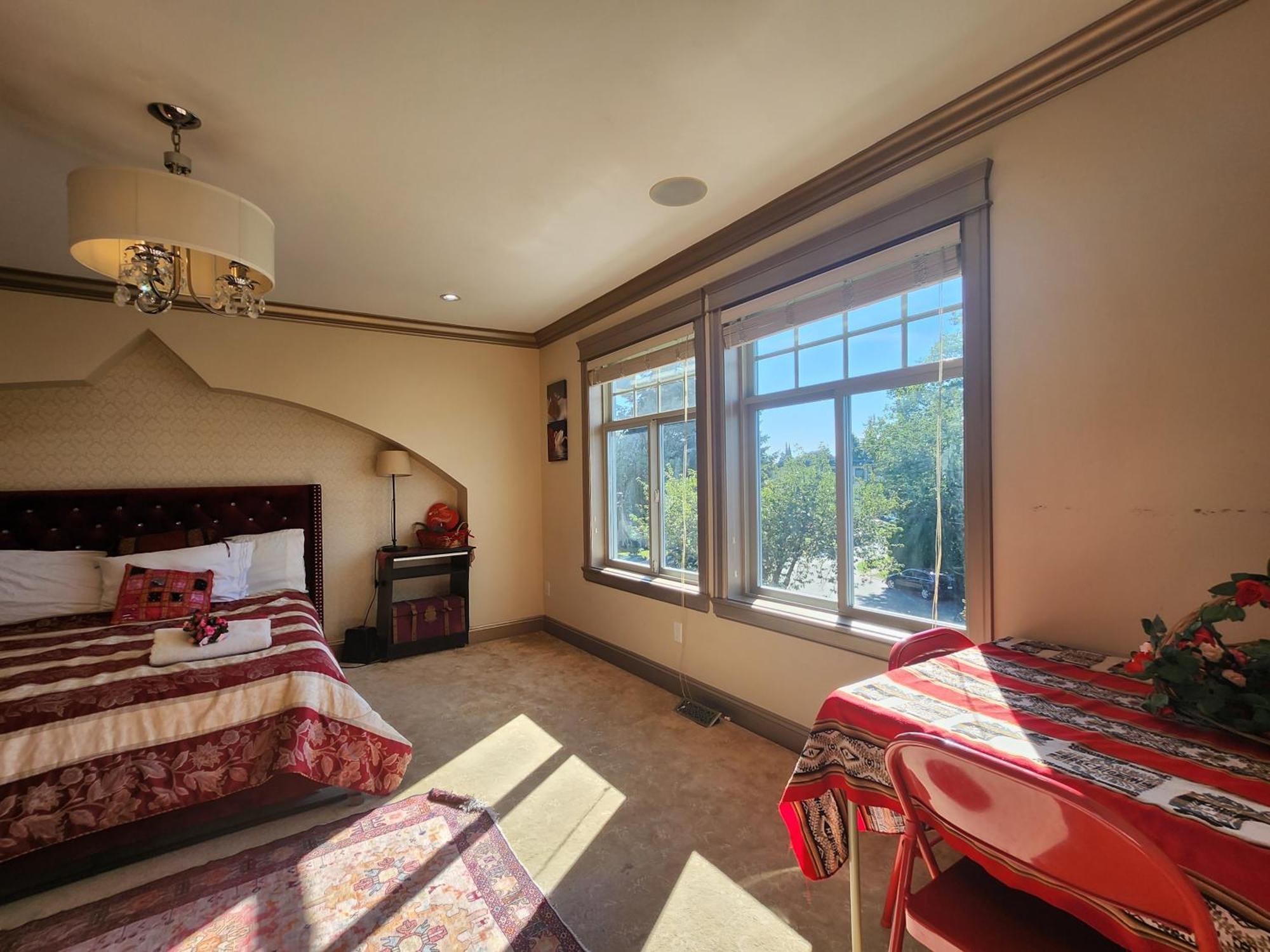 Empress Madani Palace Hotel 素里 外观 照片